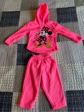 Disney Hot Pink Minnie Mouse Hooded Set